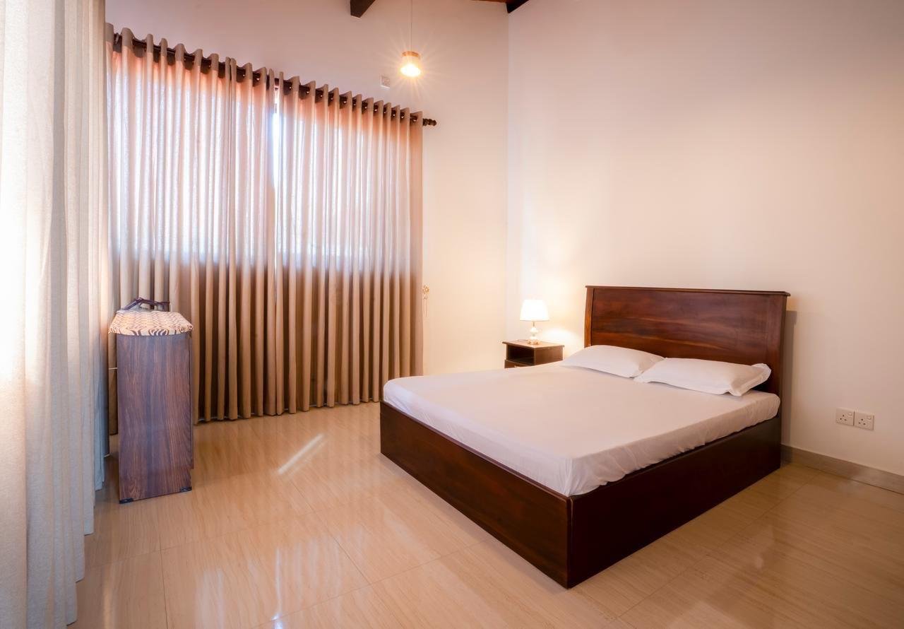 Deluxe Double Room 001